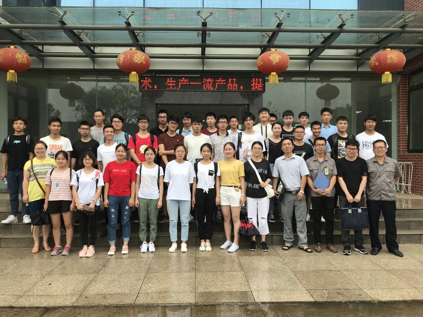 Students from Hubei Polytechnic University came to our company again to carry out practical training activities